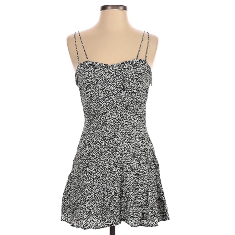 Urban Outfitters Kimchi Blue Women Floral Summer Dress